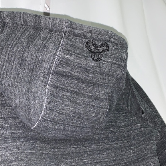 Grey TNA zip-up sweater! - Picture 3 of 3